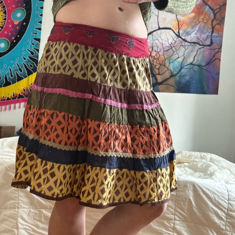 Rue 21 Vintage Hippie Skirt Rainbow Colorful Ebroidery Trim Size XL Skirt A Line